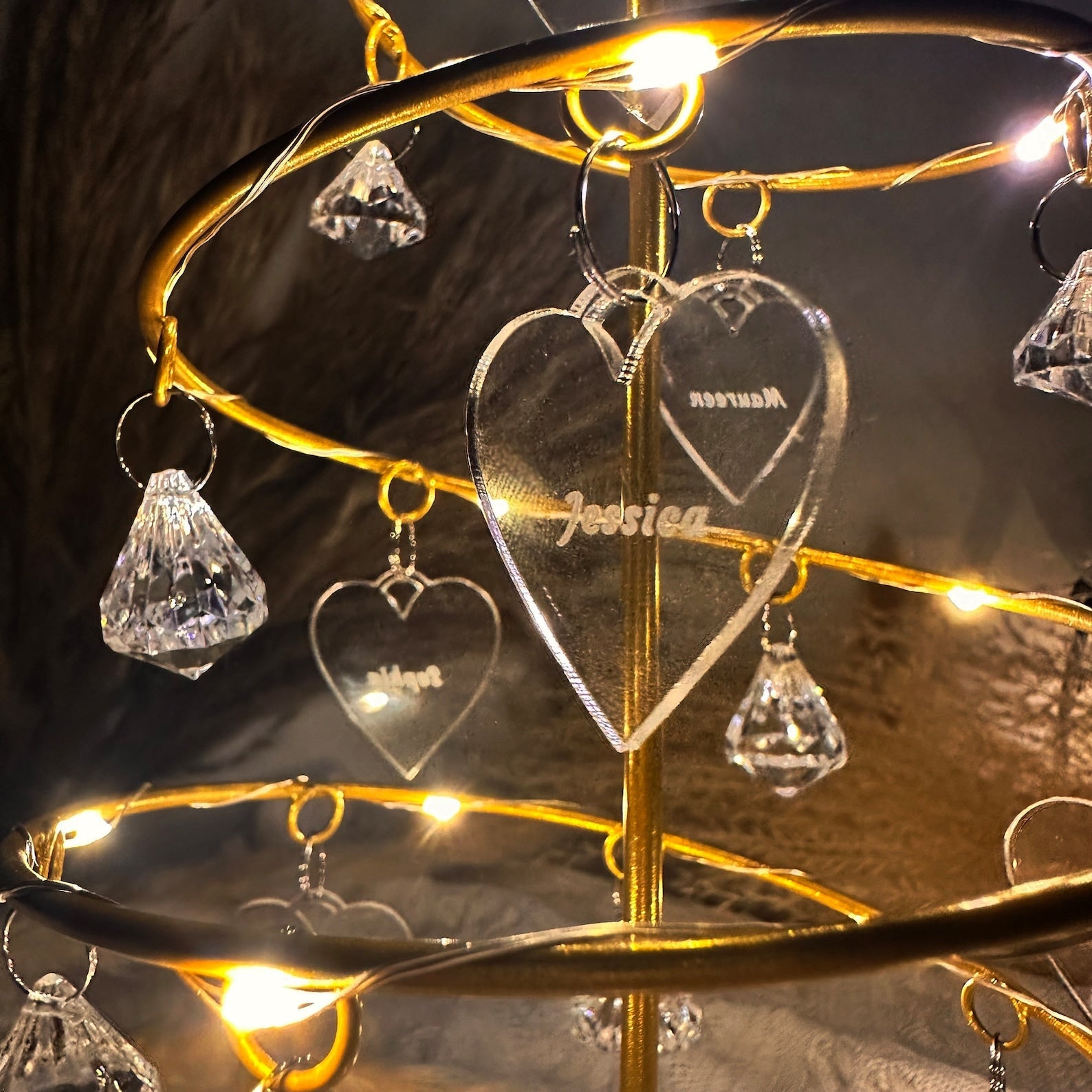Árvore de Cristal LED - Personalizável | Minha Família Sagrada - Últimas Unidades na Promoção